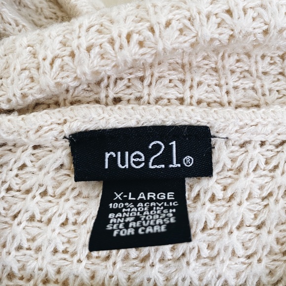 Rue21 Cream white knit sweater - Picture 2 of 6